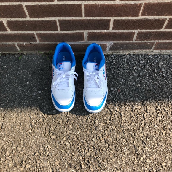 Fila, 12, red, blue, and white - Picture 5 of 6